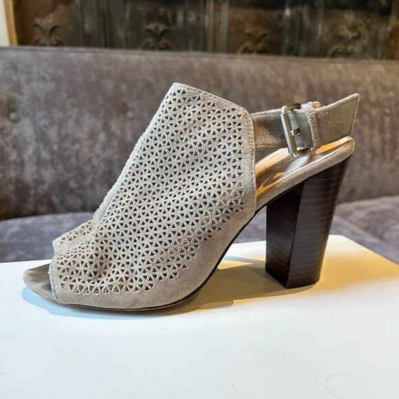 Tahari Taupe Grey Suede Slingback Mule Heels - Picture 1 of 12